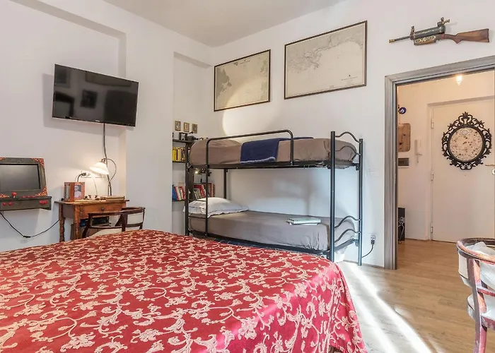 Appartement San Paolo Steampunk Flat Rome